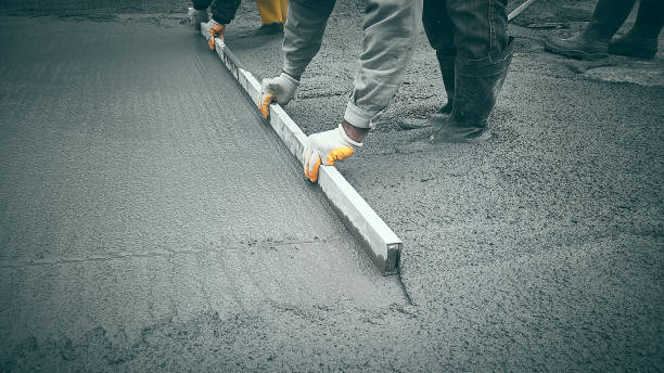 Best Custom Concrete Contractor  in Upper Fruitland, NM